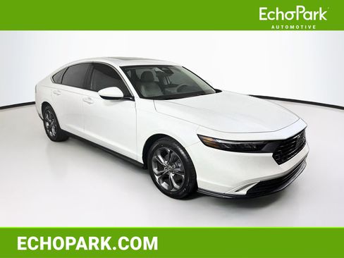 Used 2023 Honda Accord EX image 1