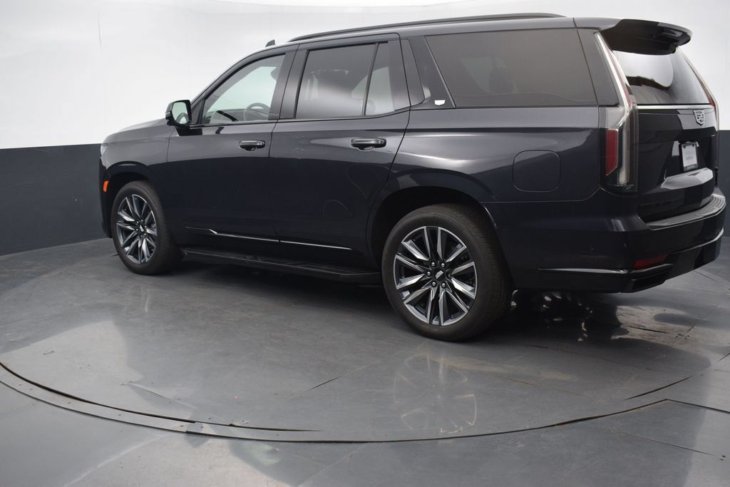 Used 2022 Cadillac Escalade Sport w/ Touring Package AWD/4WD image 4