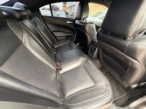 Used 2018 Dodge Charger R/T w/ Plus Group image 27