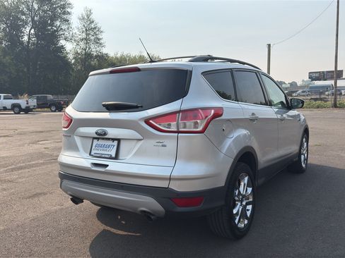 Used 2015 Ford Escape SE w/ Equipment Group 201A AWD/4WD image 32