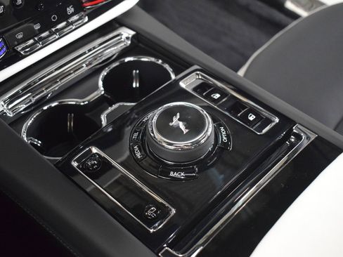 New 2024 Rolls-Royce Spectre w/ Spectre Launch Package image 35