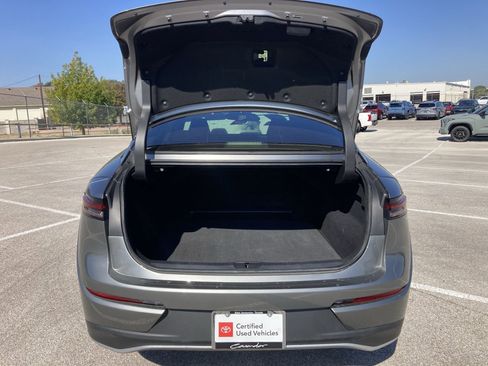 Used 2023 Toyota Crown XLE image 21