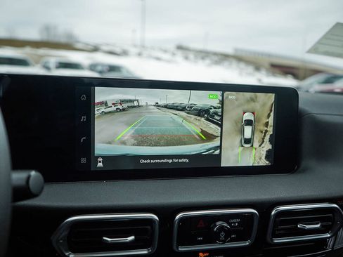 New 2026 Nissan Sentra SR w/ SR Premium Package image 23