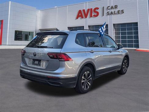 Used 2024 Volkswagen Tiguan S image 6