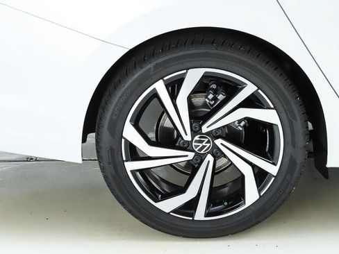 New 2026 Volkswagen Jetta SEL image 13