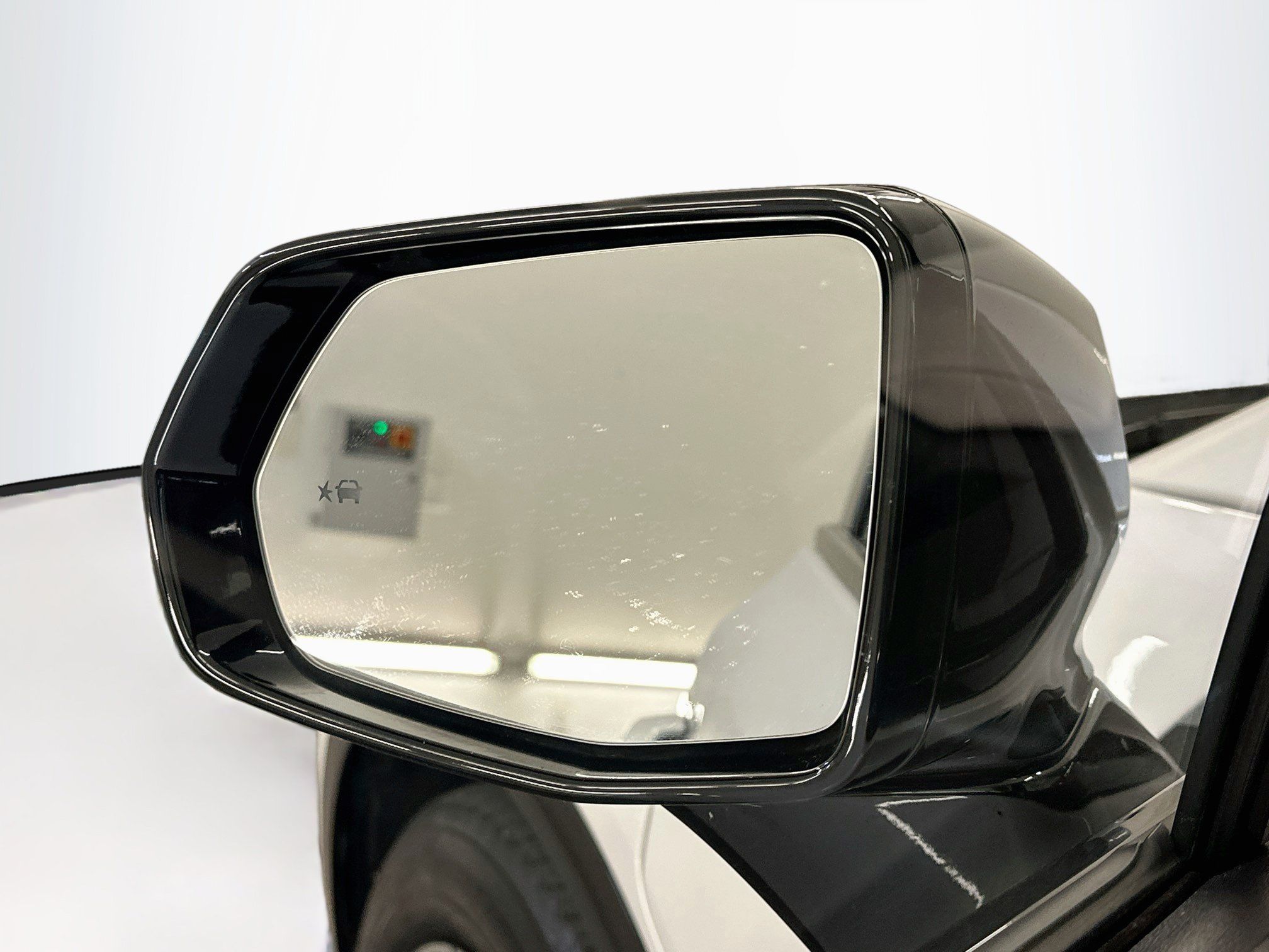 Used 2025 Honda Prologue Touring image 16
