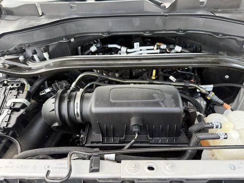 Used 2023 Ford Explorer Limited AWD/4WD image 36