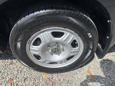 Used 2005 Honda CR-V LX image 7