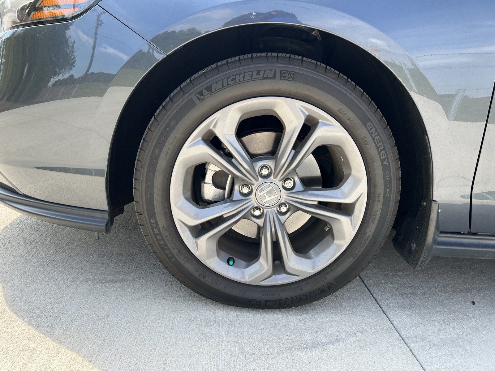 Used 2024 Honda Accord EX image 13
