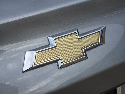 New 2025 Chevrolet Blazer EV LT image 40