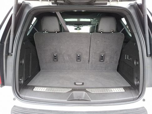 Used 2022 Chevrolet Tahoe RST w/ Sport Performance Package image 30