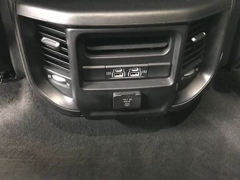 Used 2023 RAM 1500 Laramie image 29