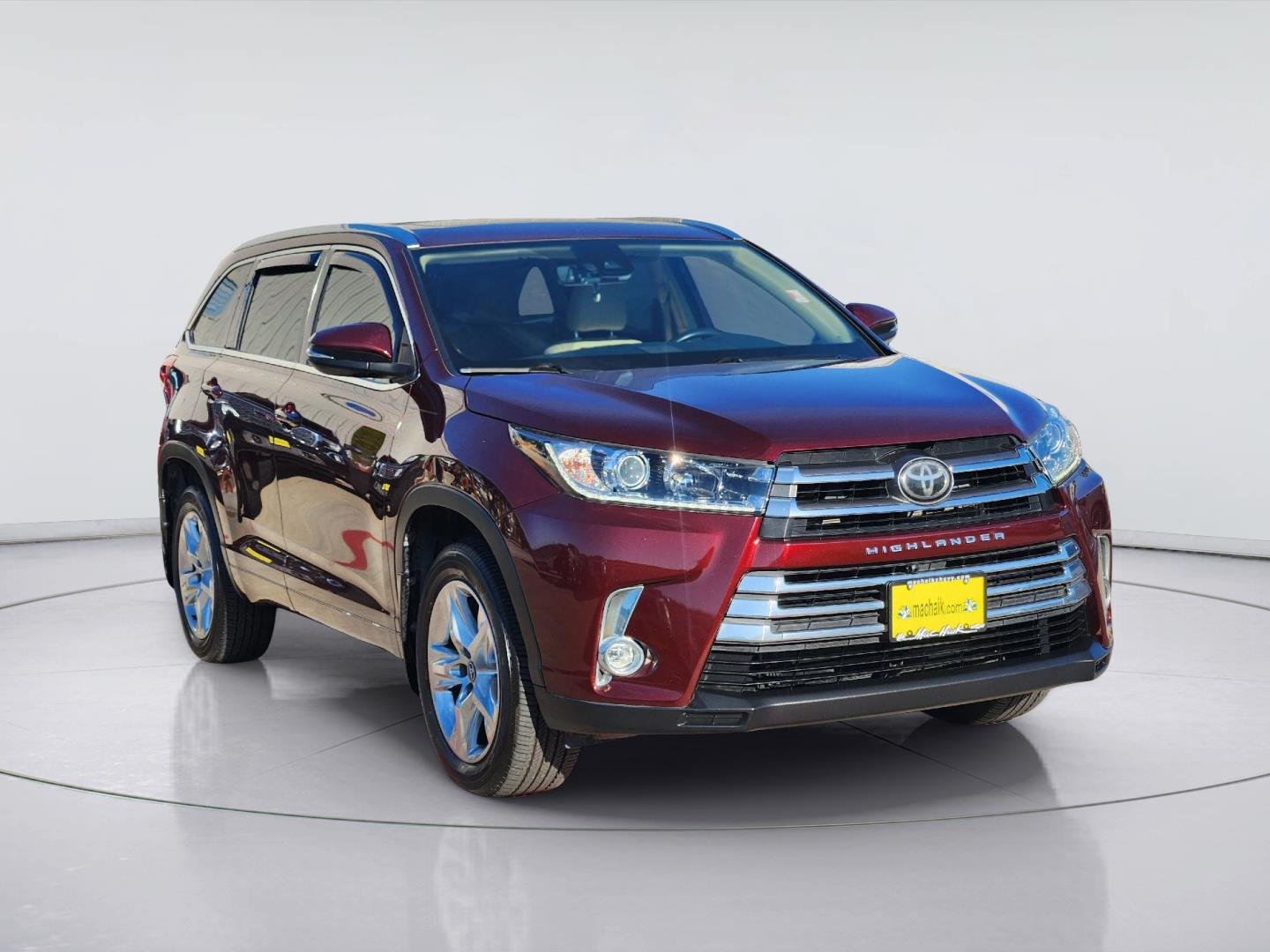 Used 2019 Toyota Highlander Limited FWD image 3