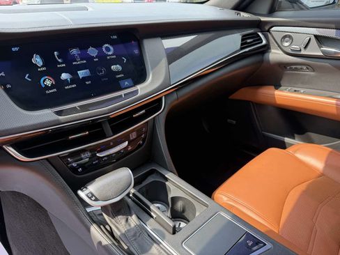 Used 2017 Cadillac CT6 Luxury AWD/4WD image 16