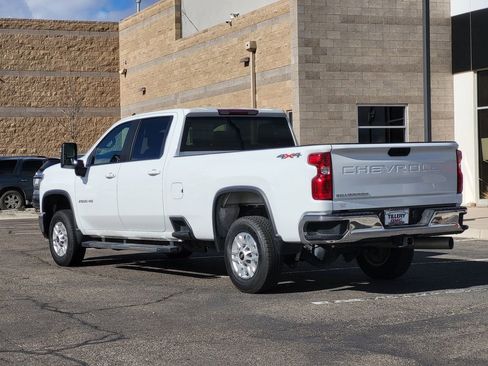 Used 2024 Chevrolet Silverado 2500 LT image 5
