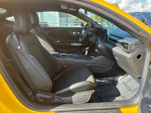 Used 2024 Ford Mustang Coupe RWD image 20