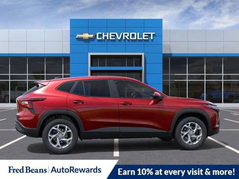 New 2026 Chevrolet Trax LS w/ LS Convenience Package image 5