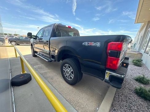 Used 2026 Ford F250 Lariat AWD/4WD image 4