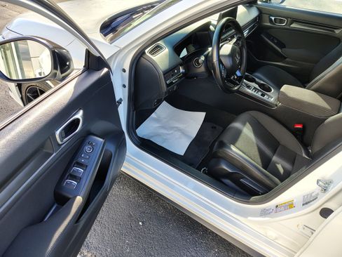 Used 2024 Honda Civic Sport image 13