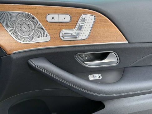 Certified 2023 Mercedes-Benz GLS 450 GLS 450 4D Sport Utility 4MATI image 23