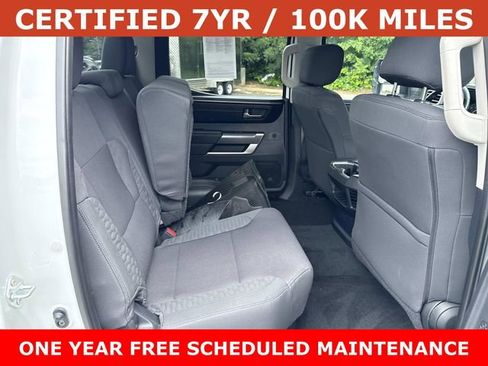 Used 2022 Toyota Tundra SR5 w/ SR5 Convenience Package AWD/4WD image 11