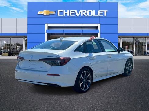 Used 2025 Honda Civic Sport image 6