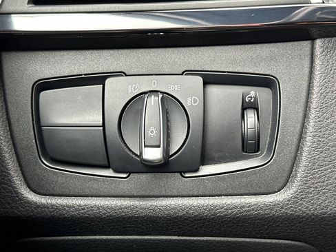 Used 2017 BMW M3 image 36