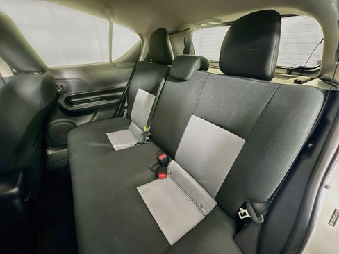 Used 2018 Toyota Prius C Two w/ Carpet Mat Package FWD image 25