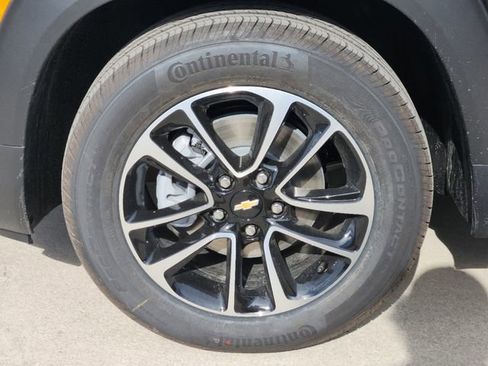 New 2025 Chevrolet TrailBlazer LT w/ Convenience Package image 7