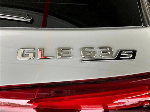 New 2026 Mercedes-Benz GLE 63 AMG S image 28