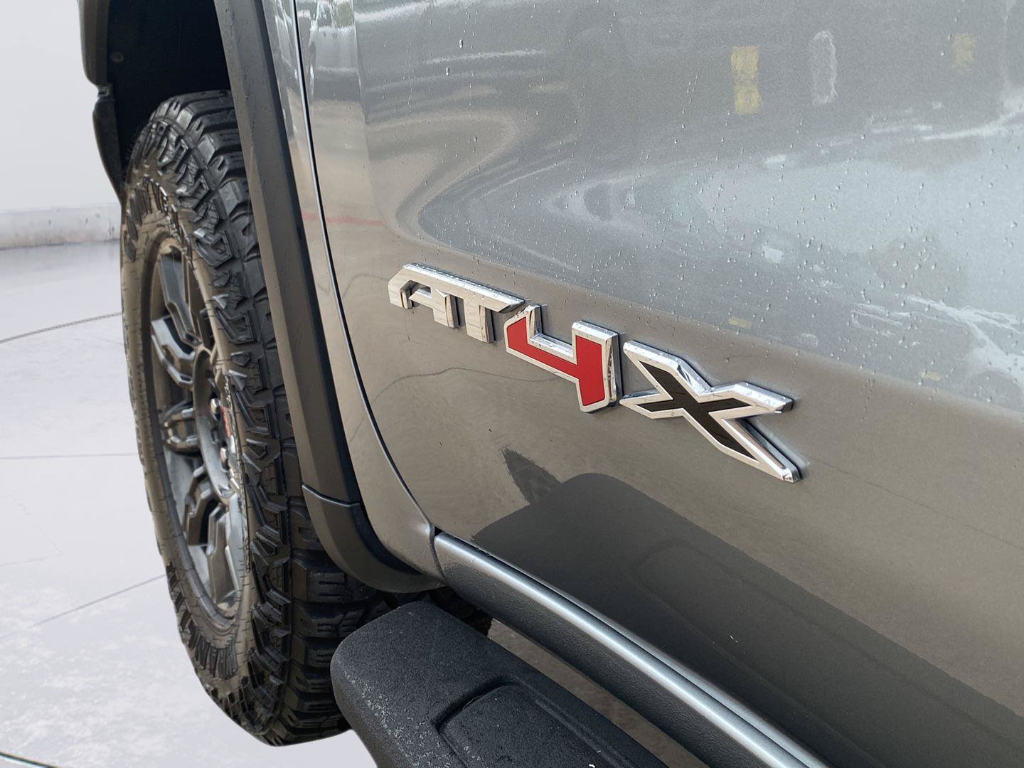 Used 2024 GMC Sierra 1500 AT4X AWD/4WD image 23