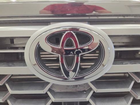 New 2026 Toyota Tacoma TRD Off-Road AWD/4WD image 10