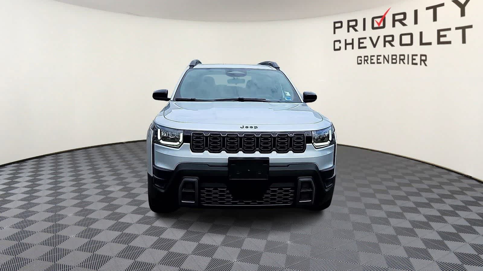 Used 2026 Jeep Cherokee AWD/4WD image 3