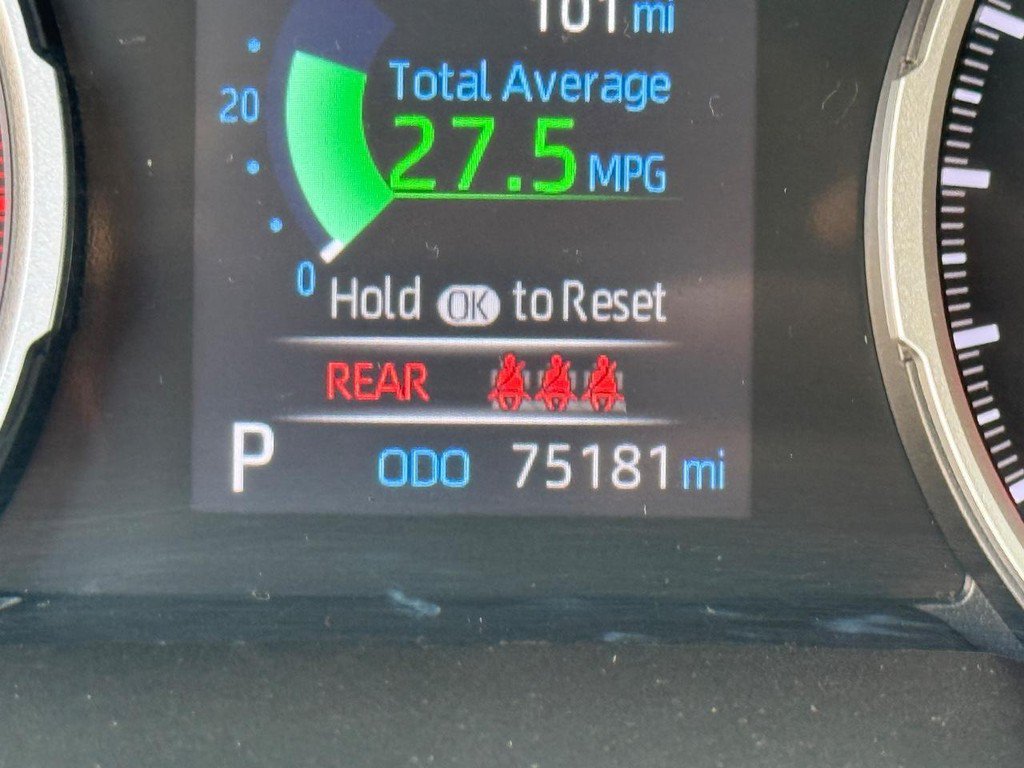 Certified 2021 Toyota RAV4 XLE AWD/4WD image 21