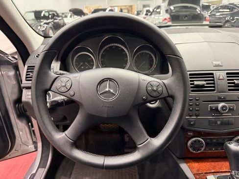 Used 2011 Mercedes-Benz C 300 4MATIC Sedan image 38
