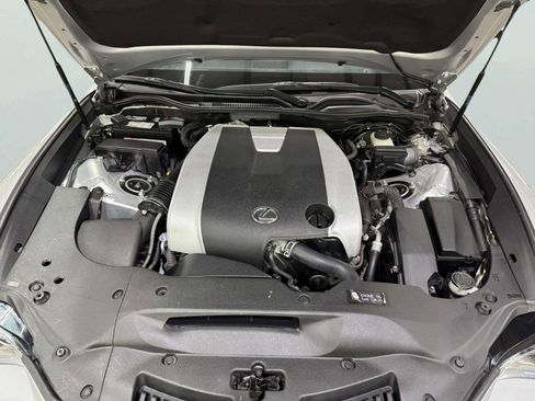 Used 2015 Lexus RC 350 w/ Luxury Package RWD image 36