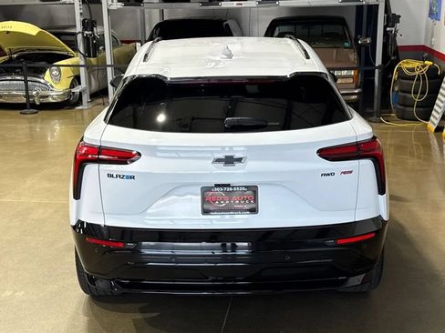 Used 2024 Chevrolet Blazer EV RS AWD/4WD image 98