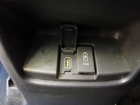 Used 2019 Honda CR-V EX image 18