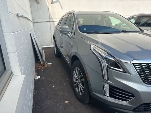 Used 2023 Cadillac XT5 Premium Luxury image 3