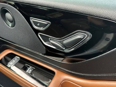 Used 2024 Lincoln Aviator Reserve AWD/4WD image 24