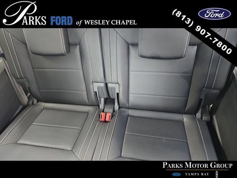 Used 2023 Volkswagen Atlas SE w/ Panoramic Sunroof Package FWD image 16
