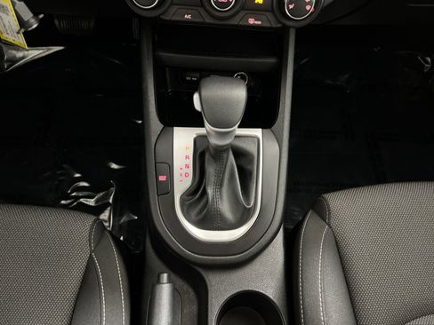 Used 2023 Kia Forte LXS w/ LXS Technology Package image 21