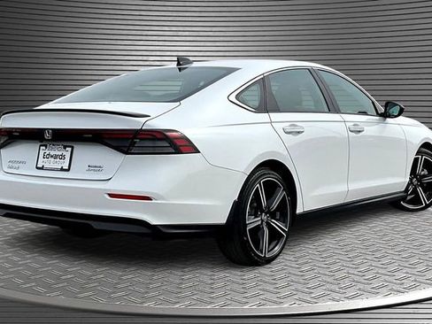 Used 2023 Honda Accord Sport image 6