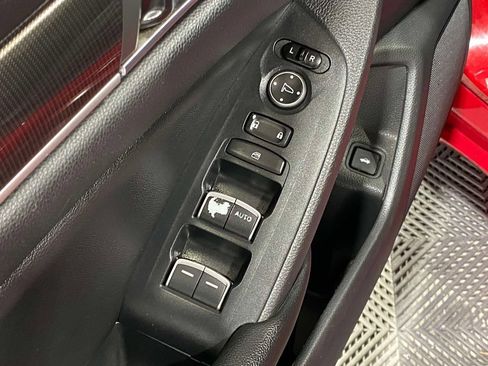 Used 2019 Honda Accord Sport image 19