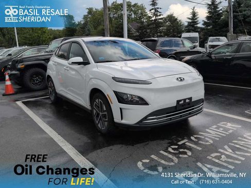 Used 2023 Hyundai Kona SE FWD image 1