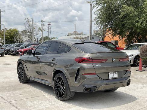 Used 2022 BMW X6 xDrive40i w/ M Sport Package AWD/4WD image 6