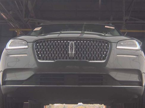 Used 2022 Lincoln Corsair FWD w/ Equipment Group 101A image 3