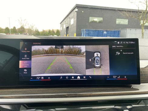 Used 2024 BMW X7 xDrive40i image 86