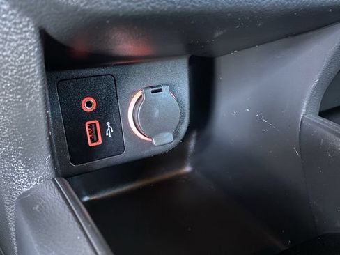 Used 2020 Nissan Kicks S FWD image 26