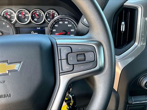 Used 2022 Chevrolet Silverado 1500 Custom w/ Safety Confidence Package AWD/4WD image 24